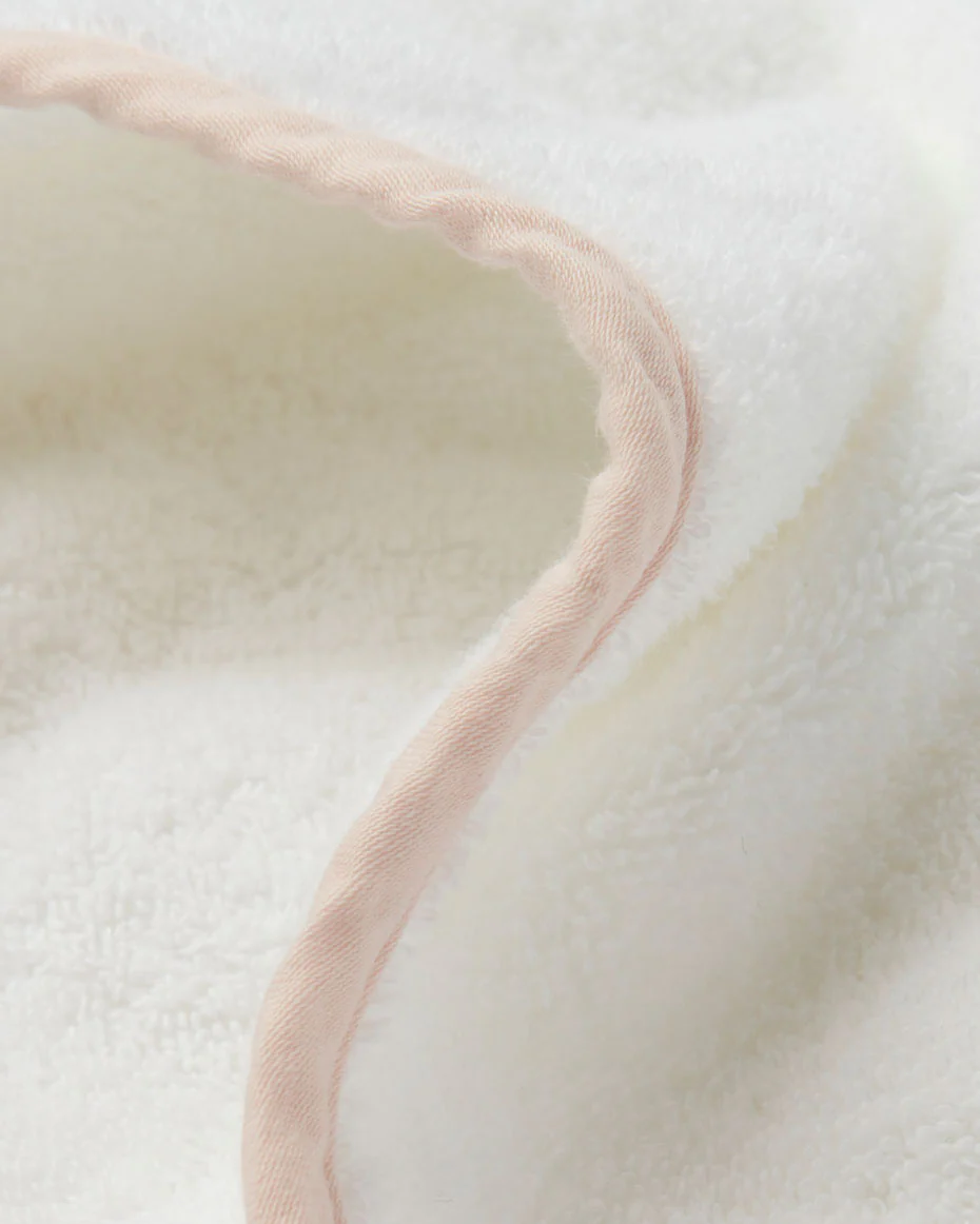 247-the-hooded-towel-2-washcloth-set-19.webp The Hooded Towel + 2 Washcloth Set
