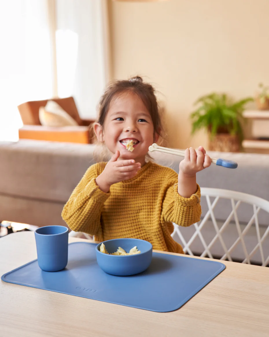 343-chopsticks-12.webp Chopsticks